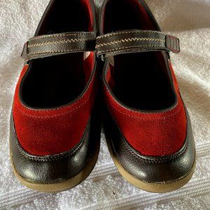 Lands' End Mary Janes Womens Size 9B Maroon/Brown